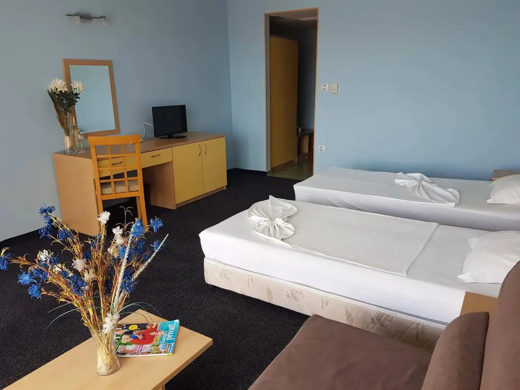 Солнечный берег: Kalofer Hotel