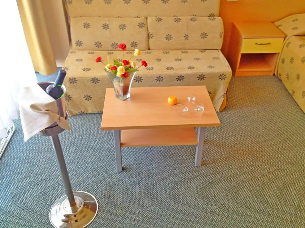 Солнечный берег: Kalofer Hotel