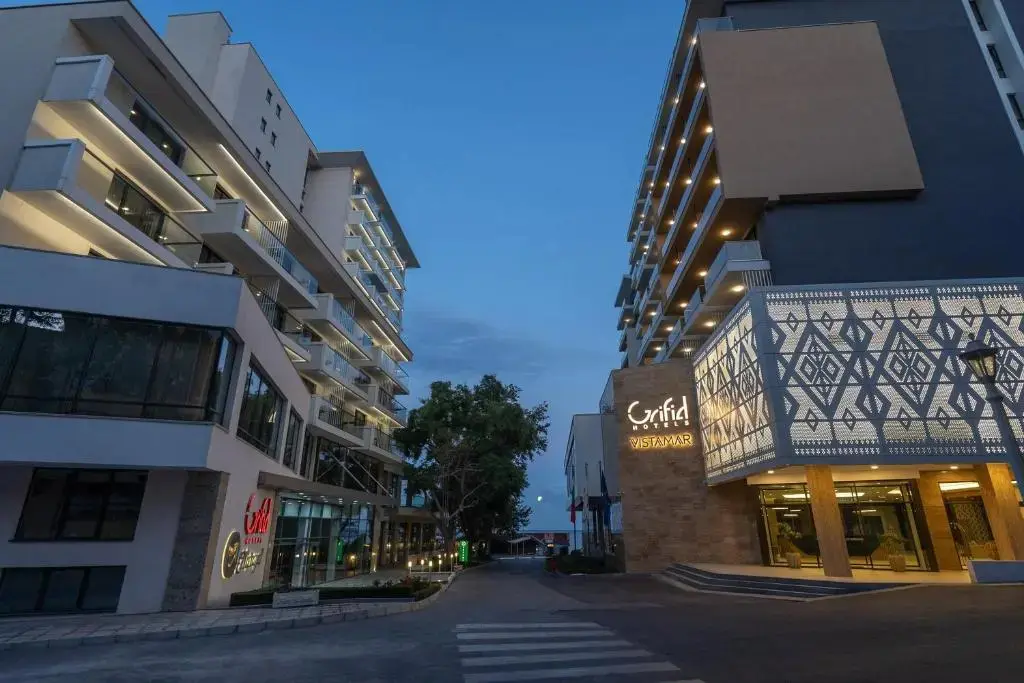 Варна: Grifid Hotel Vistamar - Ultra All Inclusive
