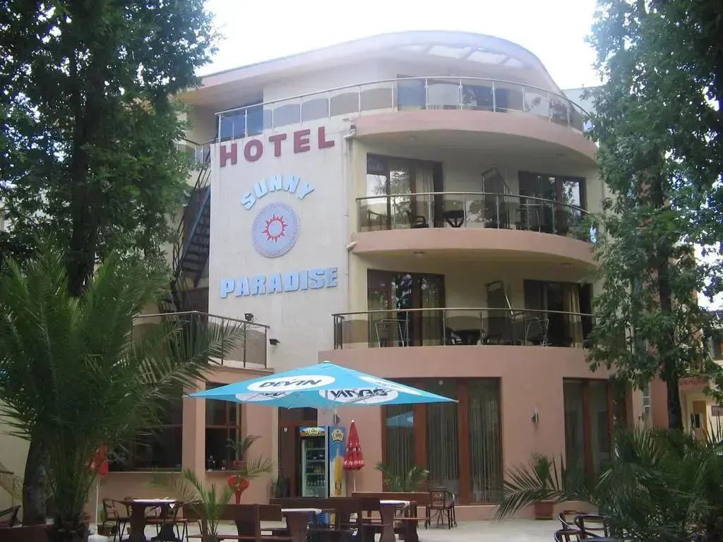 Китен: Sunny Paradise Hotel