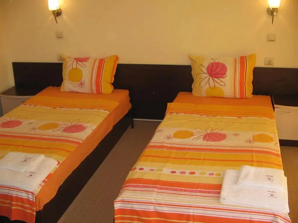 Китен: Sunny Paradise Hotel