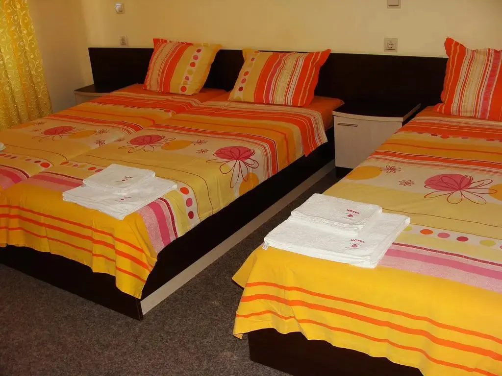 Китен: Sunny Paradise Hotel