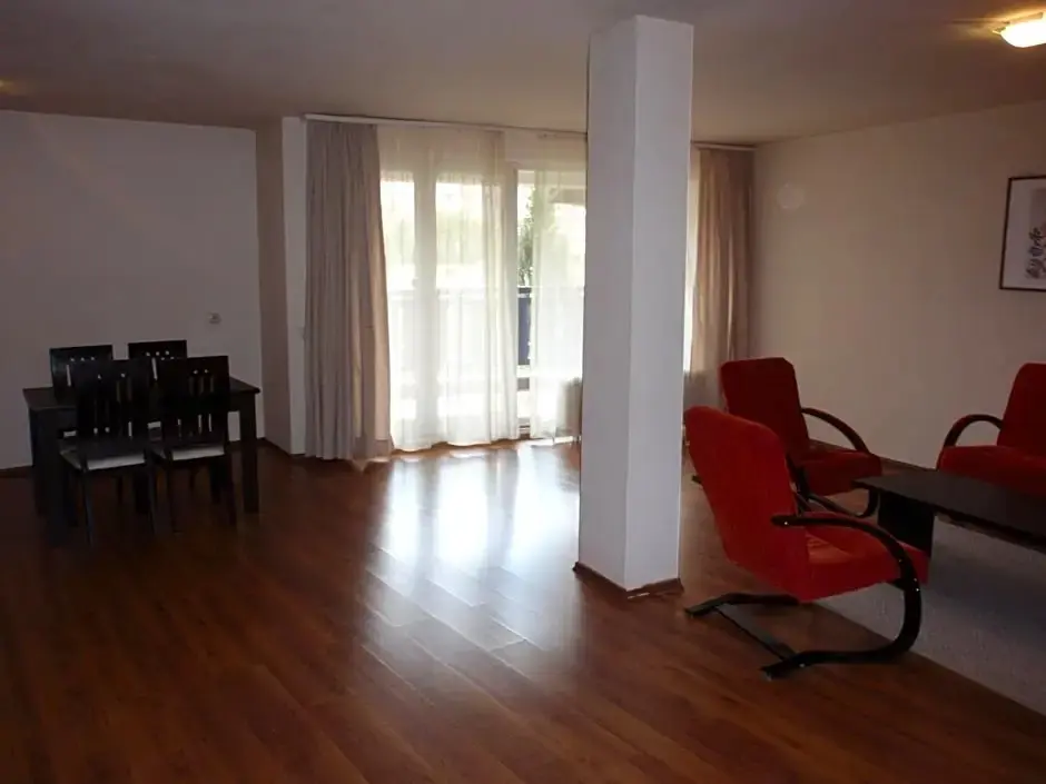 Банско: Bansko Royal Towers