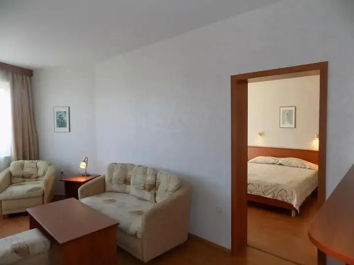 carousel image 3