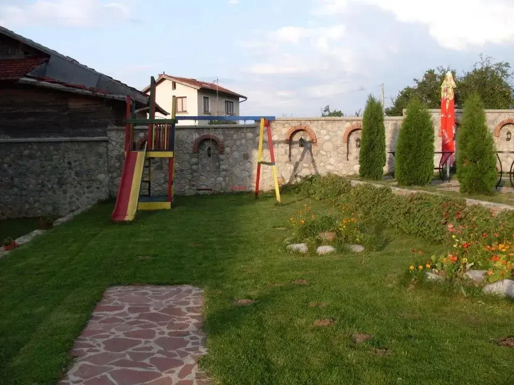Дупница: Hotel Krusharskata Kashta