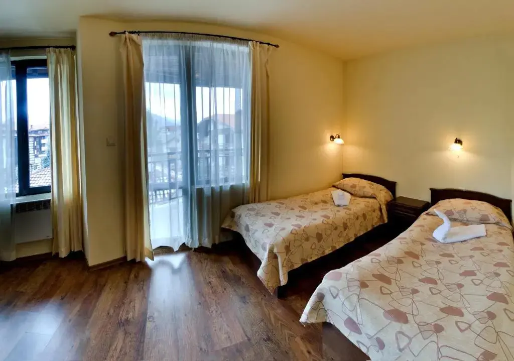 Банско: Spa & Apartment Hotel Mountain Romance