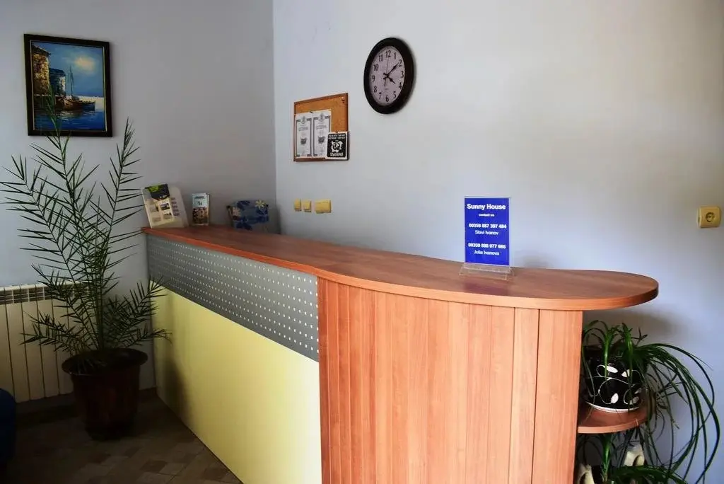 Царево: Sunny House Hotel