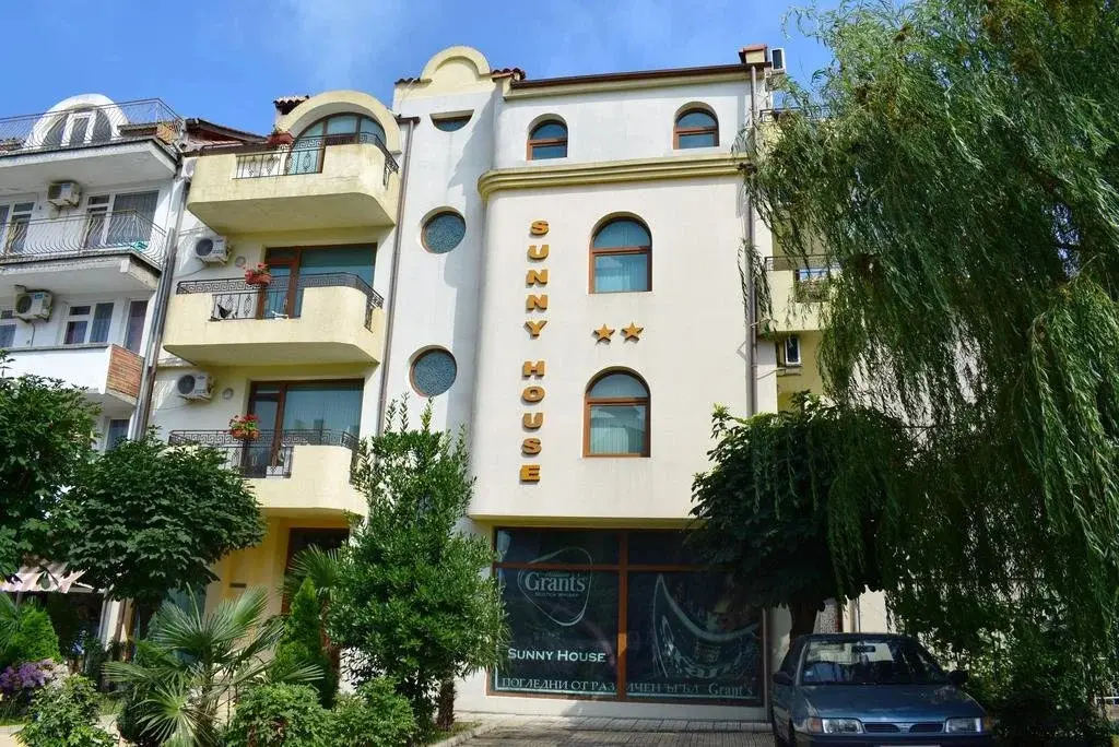 Царево: Sunny House Hotel