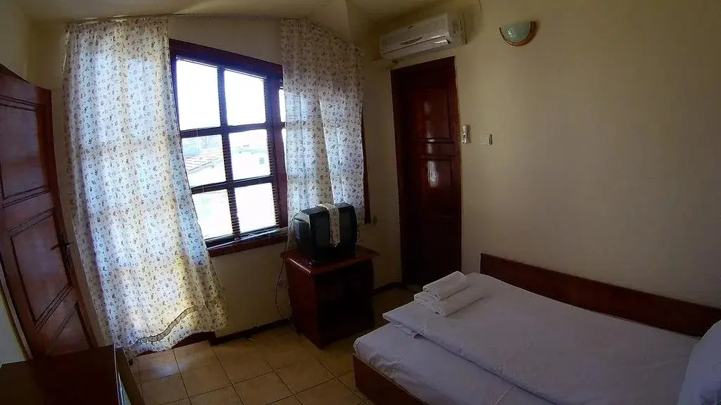 Балчик: Hotel Alex
