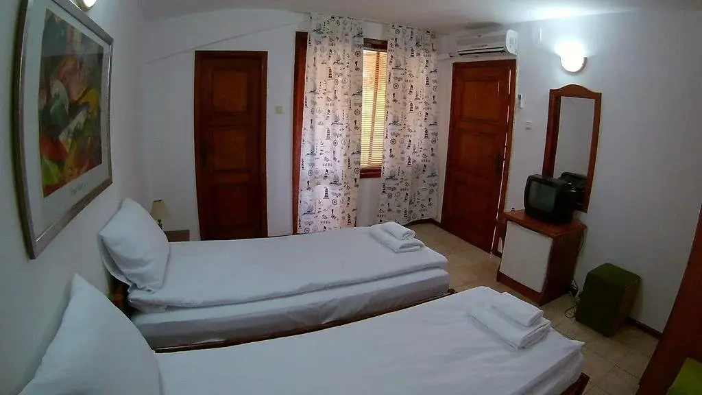 Балчик: Hotel Alex