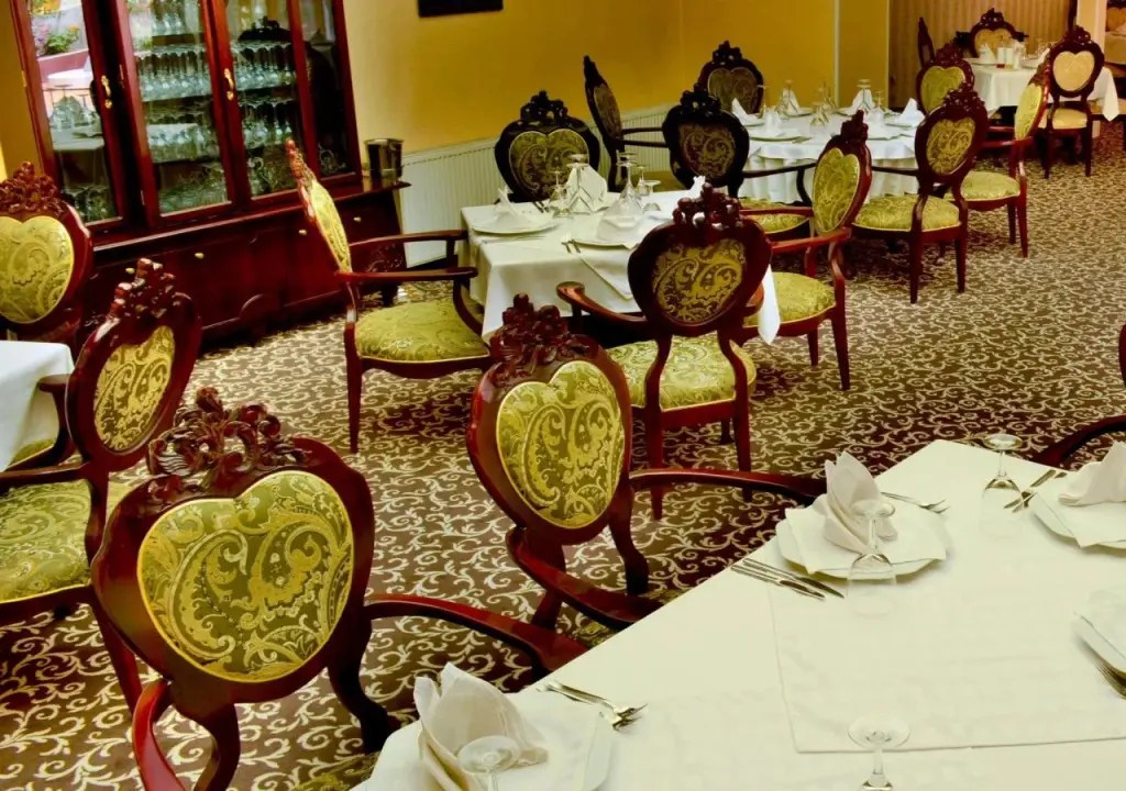 Русе: Hotel Bistra & Galina