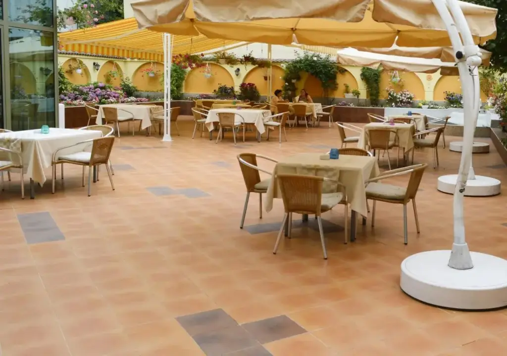 Русе: Hotel Bistra & Galina