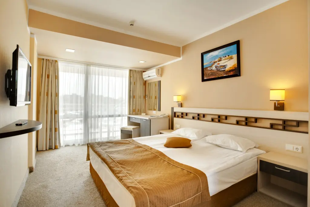 Солнечный берег: Evrika Club Hotel