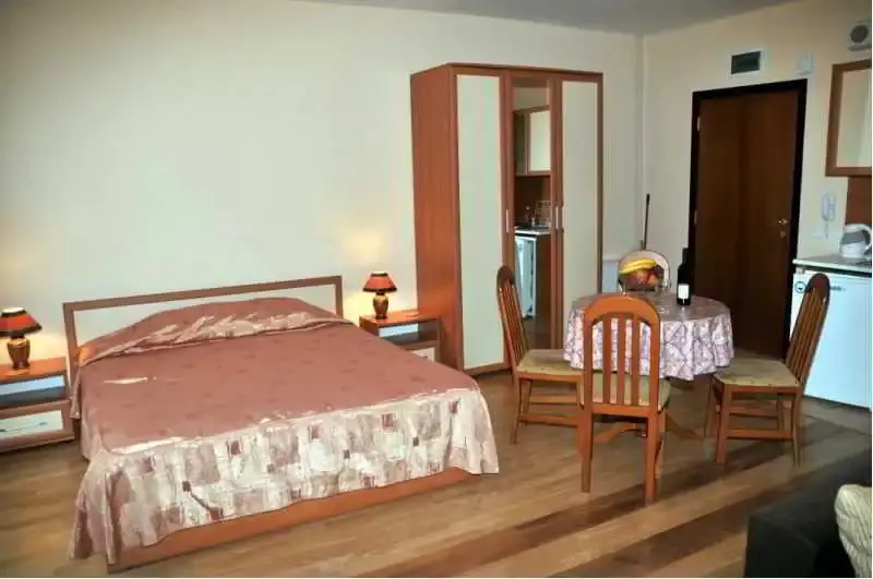 Самоков: Flora Apartments by Tour Express Service