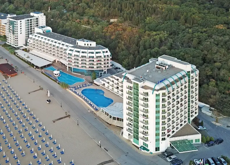 Berlin Golden Beach Hotel — фото 1
