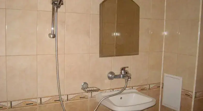 Приморско: Guest House Ranuli
