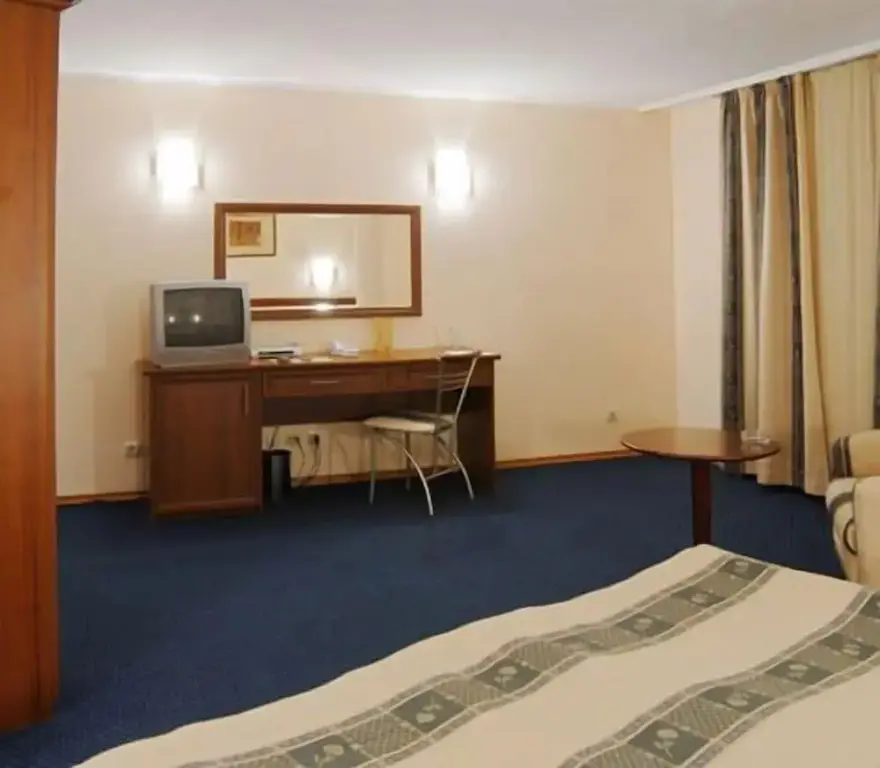 Бургас: Hotel Luxor