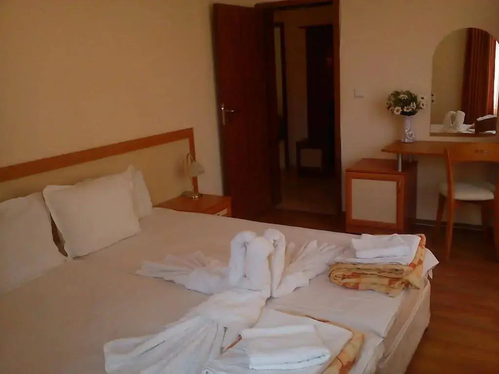 Солнечный берег: Hotel Megas