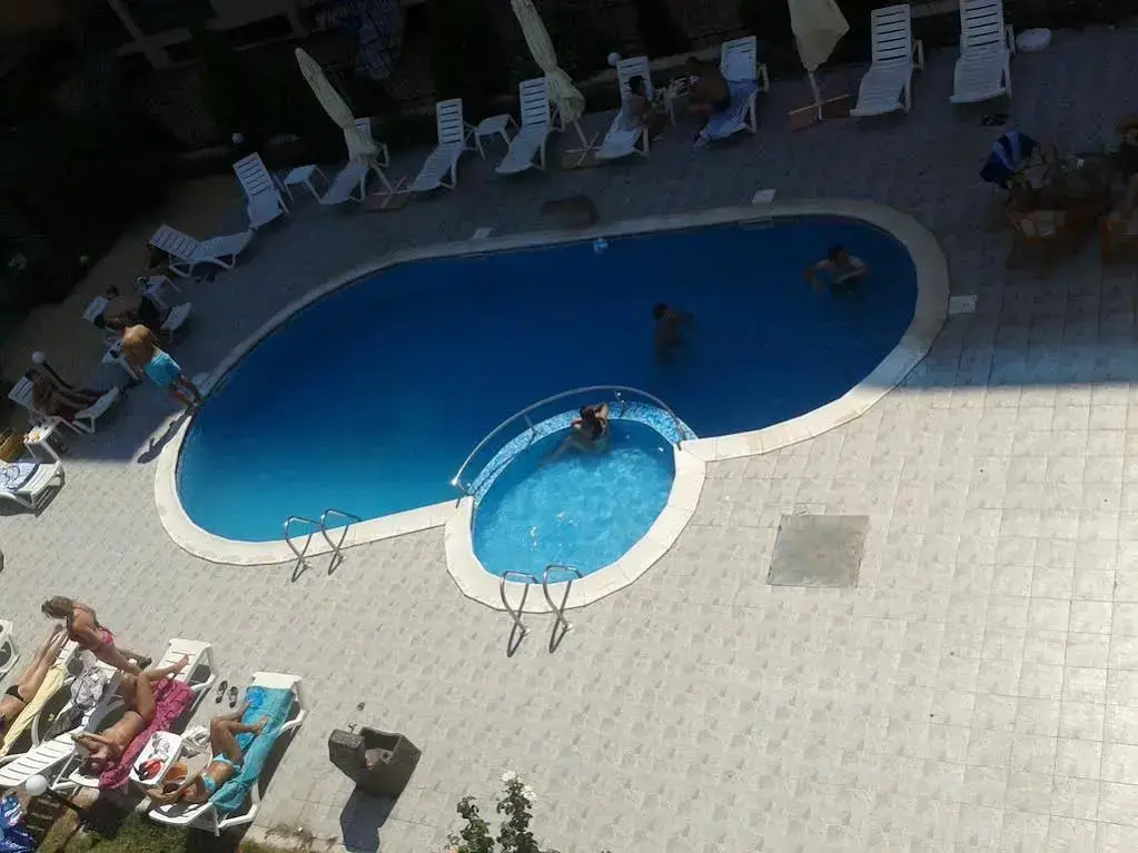 Солнечный берег: Hotel Megas