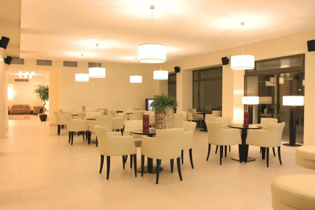 Варна: Lotos Hotel - Riviera Holiday Club