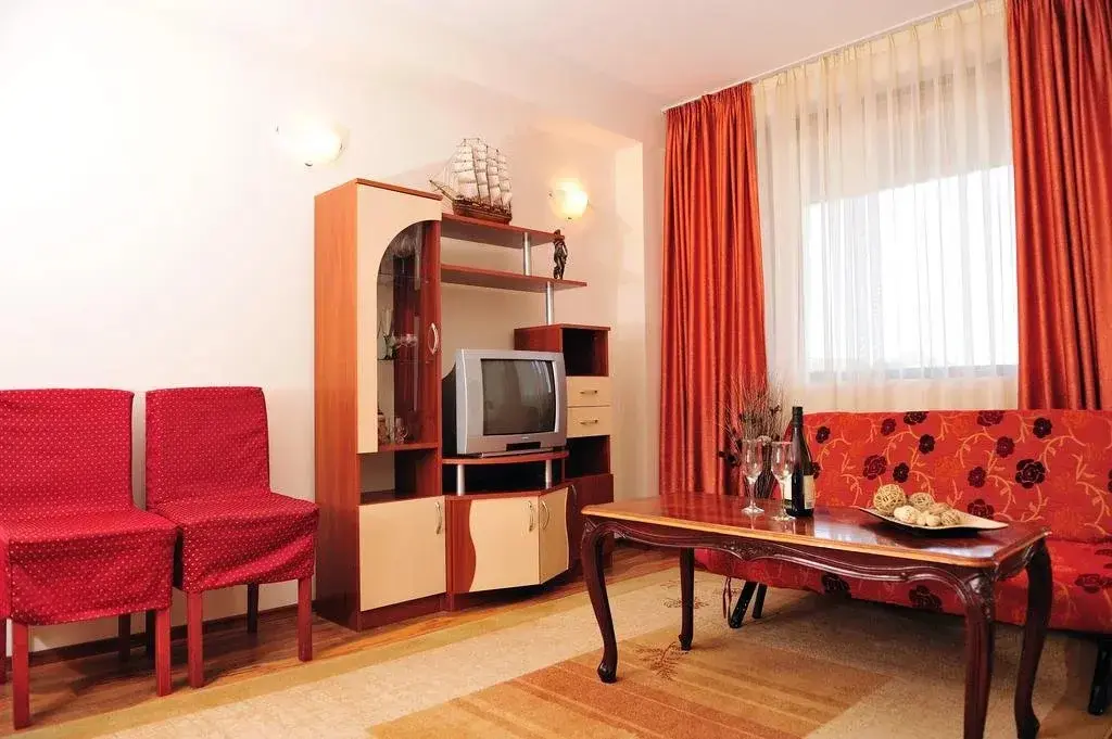 Кошарица: Family Hotel The Hunter's Lodge