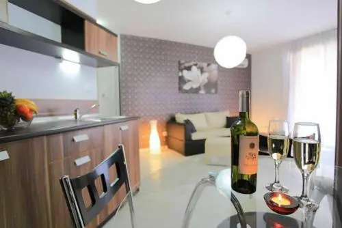 Солнечный берег: Boutique Suites Rainbow 4