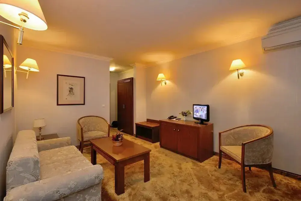 Хисаря: Club Central Hotel