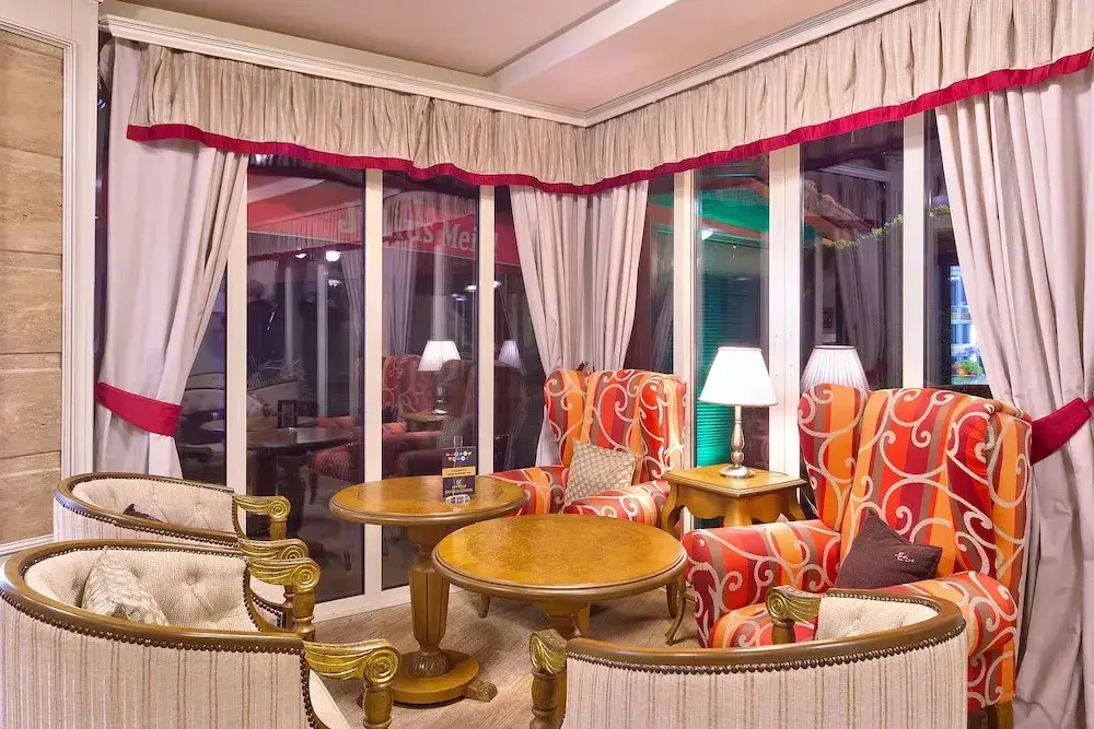 Хисаря: Club Central Hotel