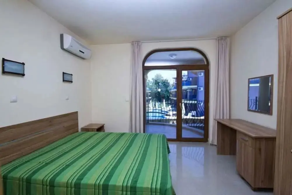 Созополь: Hotel Garden Beach