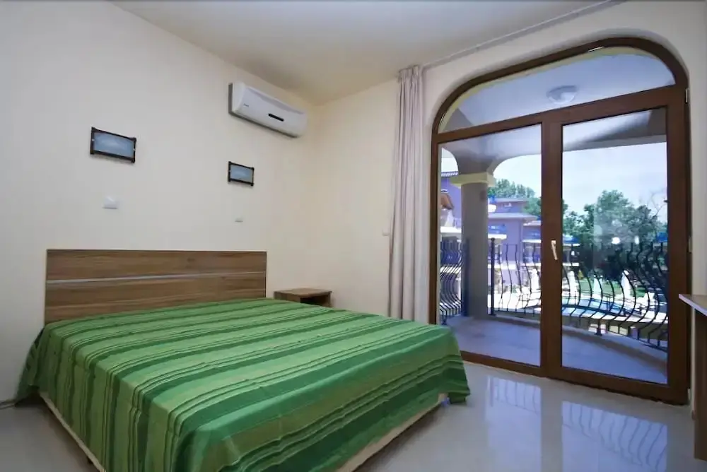 Созополь: Hotel Garden Beach