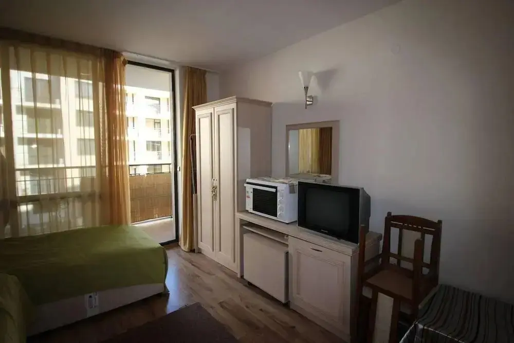 Солнечный берег: Studio in Avalon Complex