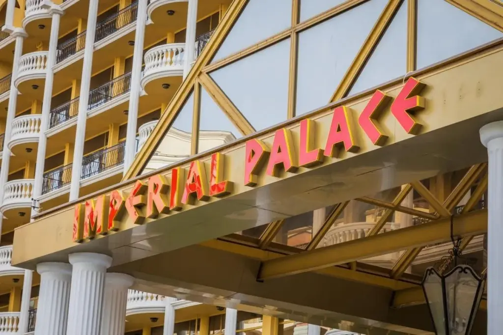 Солнечный берег: Imperial Palace Hotel & Spa