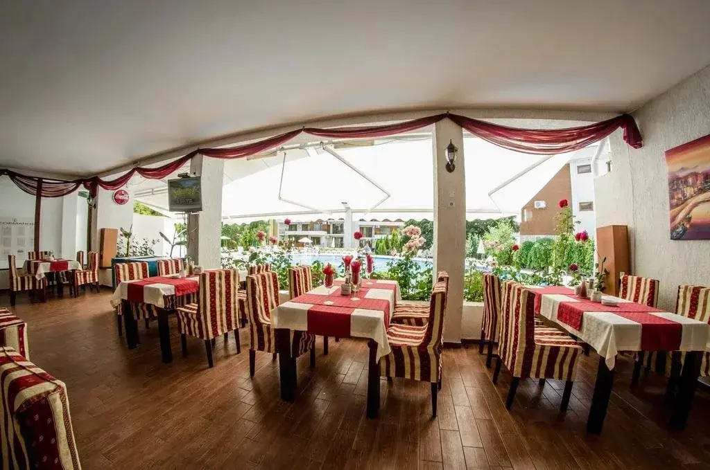Елените: Messambria Fort Noks Beach Apartments