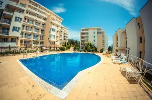 Елените: Imperial and Crown Fort Noks Grand Resort