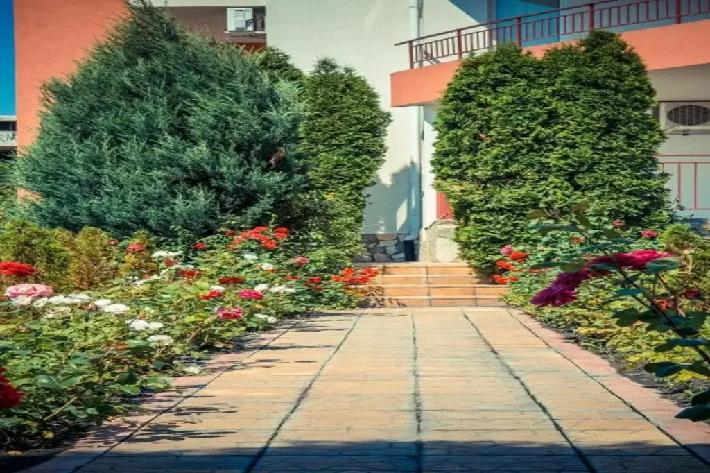 Равда: Riviera Fort Beach