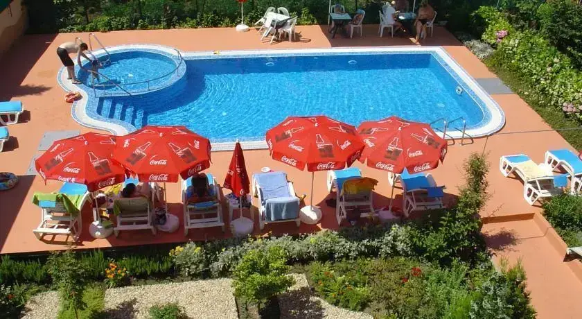 Лозенец: Family Hotel Yanevs