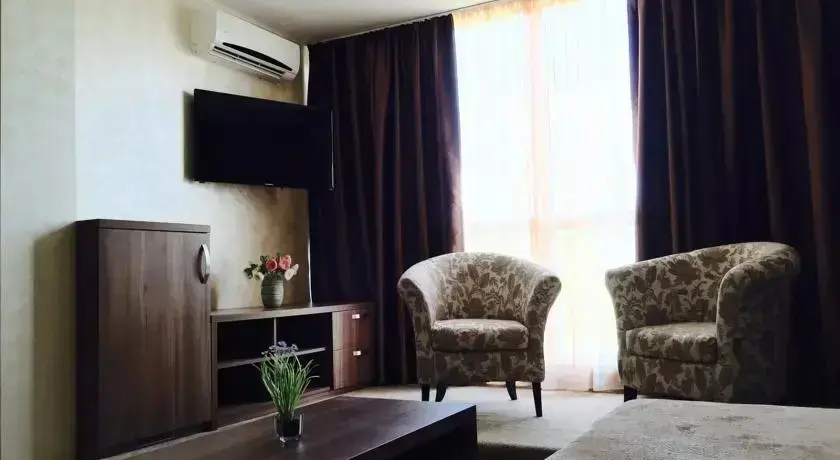 Лозенец: Family Hotel Yanevs