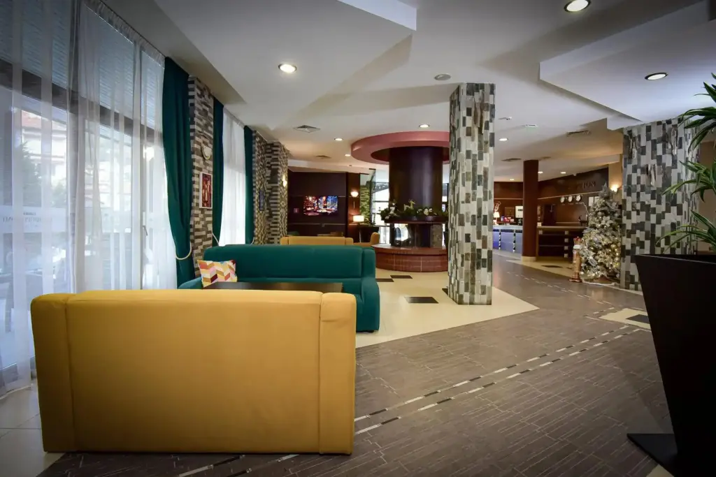 Чепеларе: Hotel Rodopski Dom