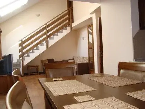 Банско: Kadeva House