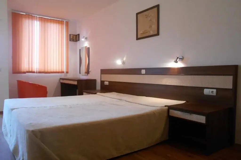 Солнечный берег: Sunny Holiday Apartments