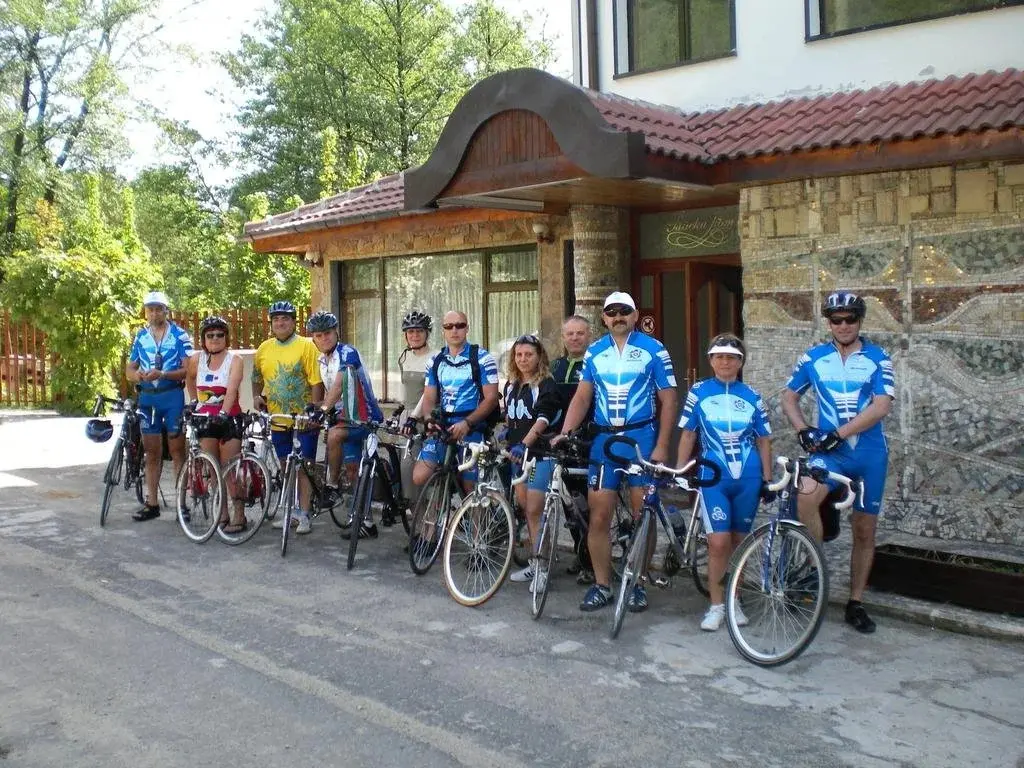 Калофер: Hotel Paradise Place