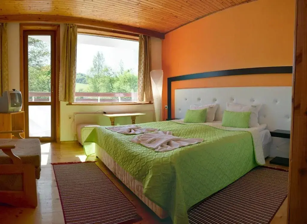 Калофер: Hotel Paradise Place