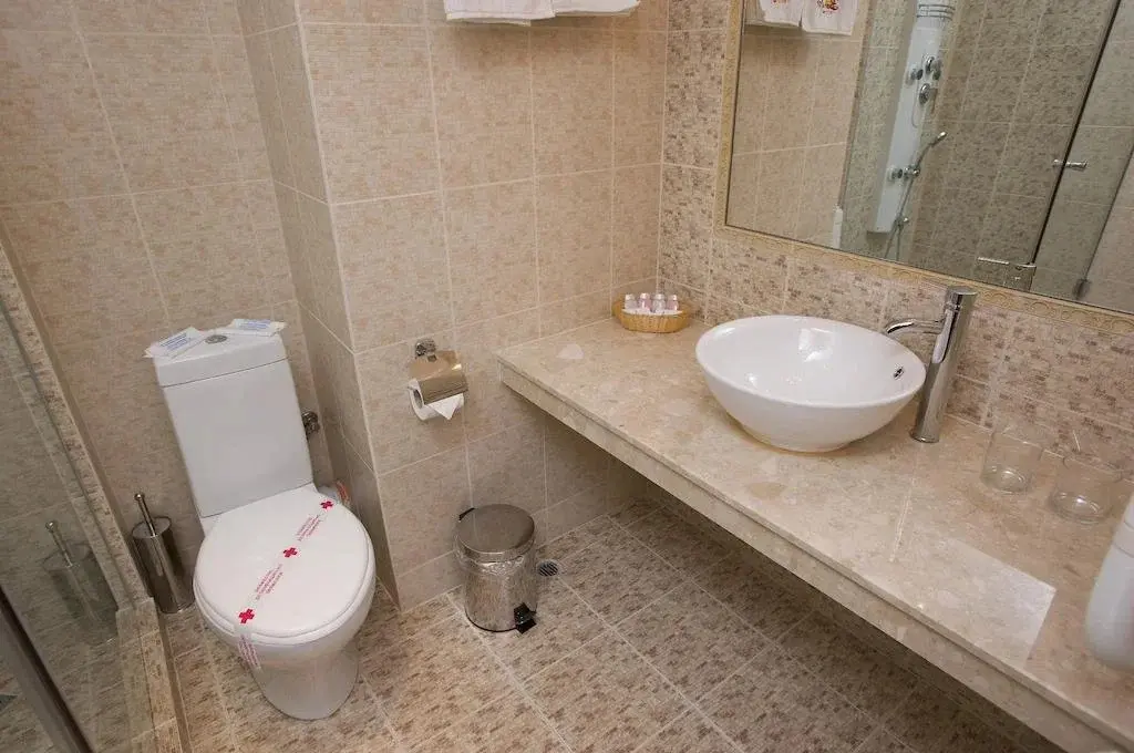 Солнечный берег: Art Hotel Babylon