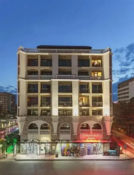Солнечный берег: Art Hotel Babylon