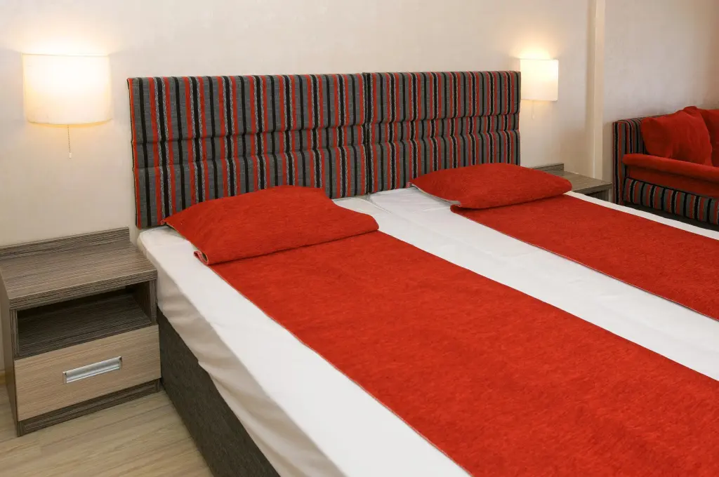 Солнечный берег: Hotel Kotva