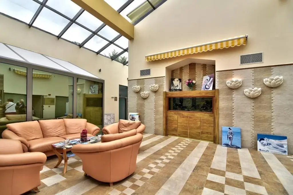 Приморско: Les Magnolias Hotel