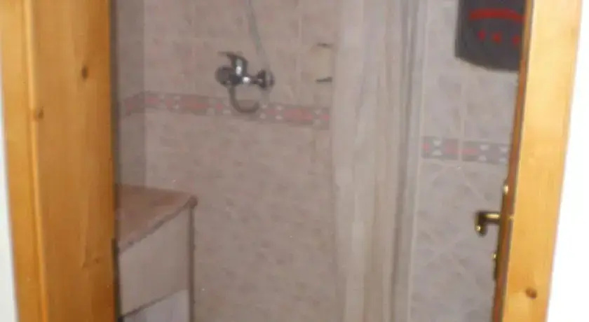 Солнечный берег: Flower Guest House