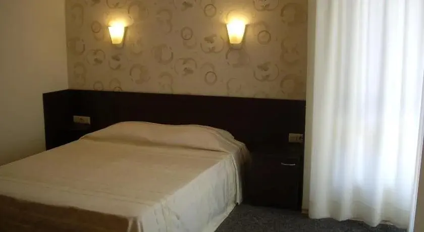 Видин: Hotel Avramov
