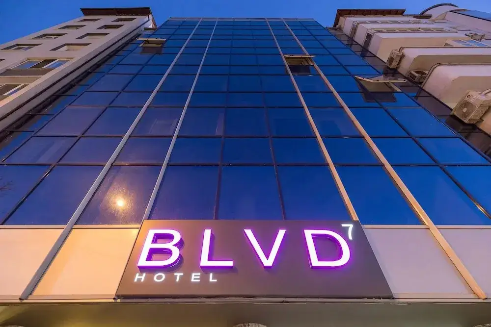 Hotel BLVD7 — фото 1
