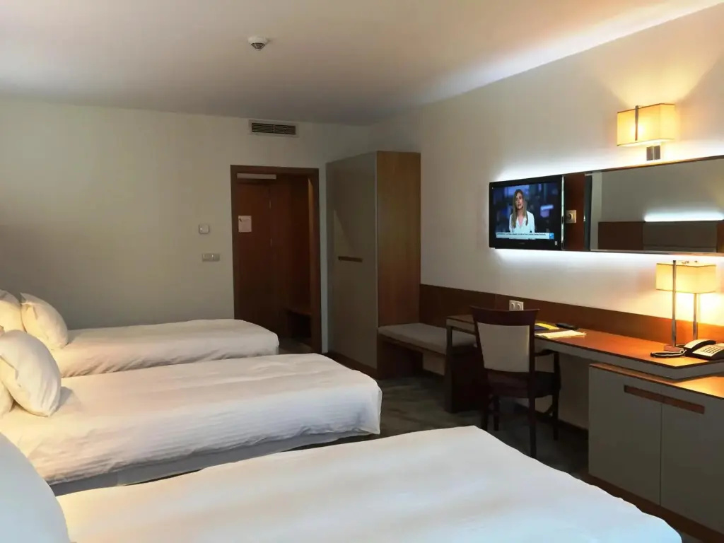 Варна: Golden Tulip Varna